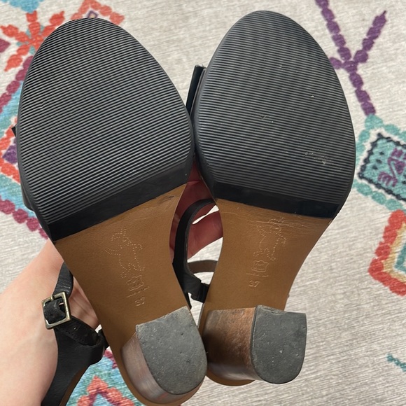 Marni Wooden heel bow sandals - Picture 5 of 7